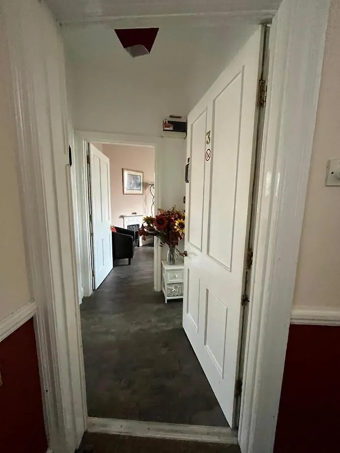 Bath Holiday Suites Apartment